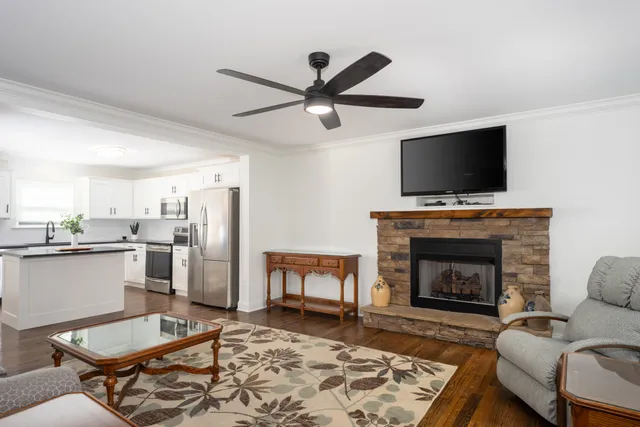 $450,000 | 420 Cedar Hill Lane Northwest, Cleveland, TN 37312