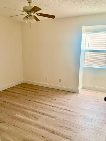 $3,300 | 107 Gibraltar Street, Royal Palm Beach, FL 33411