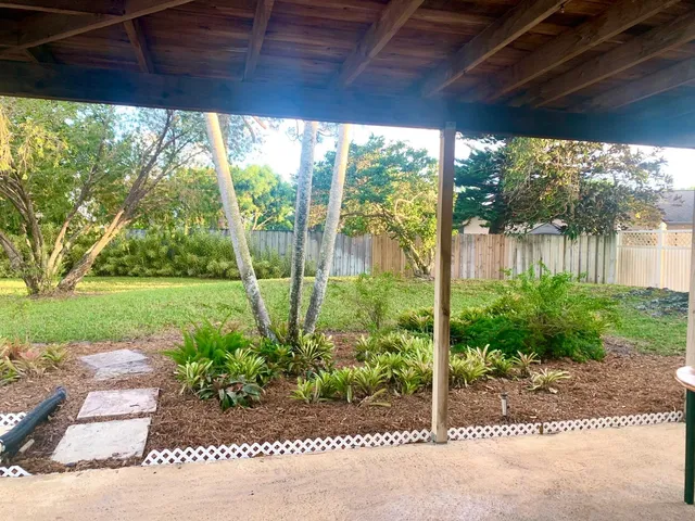 $3,300 | 107 Gibraltar Street, Royal Palm Beach, FL 33411