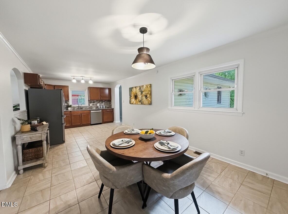 404 Cook Road Durham, NC 27713 - Photo 8 of 41 17