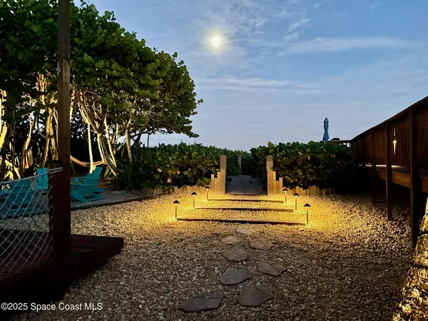 $15,000 | 3585 South Atlantic Avenue, Cocoa Beach, FL 32931