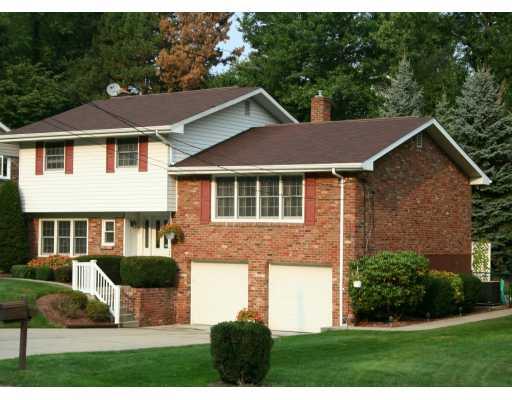 111 Wyngate Road Coraopolis, PA 15108 - Photo 1 of 8 Exterior Front.
