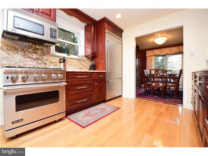 8549 Old Line Road Philadelphia, PA 19128 - Photo 2 of 25 Kitchen