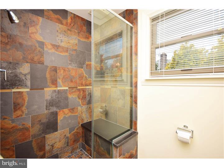 8549 Old Line Road Philadelphia, PA 19128 - Photo 18 of 25 Bathroom