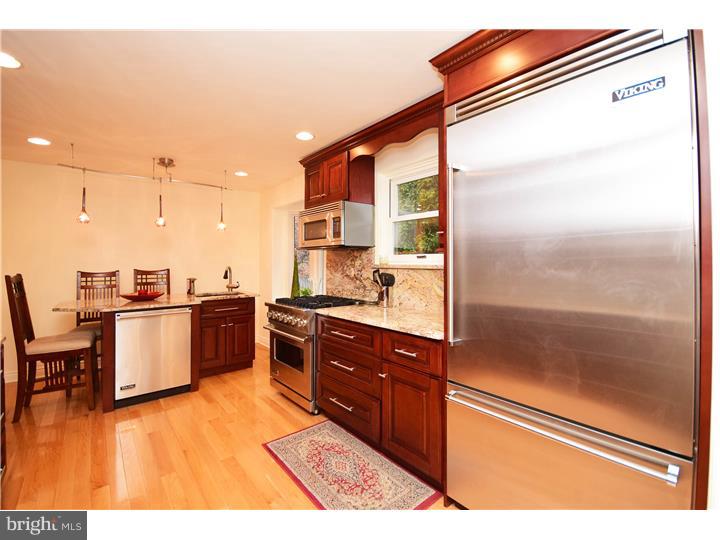 8549 Old Line Road Philadelphia, PA 19128 - Photo 3 of 25 Kitchen