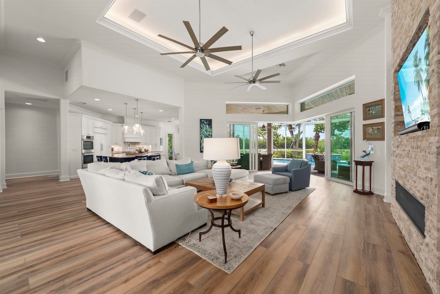 2385 Wulfert Road Sanibel, FL 33957 - Photo 15 of 48 Gallery Image 15