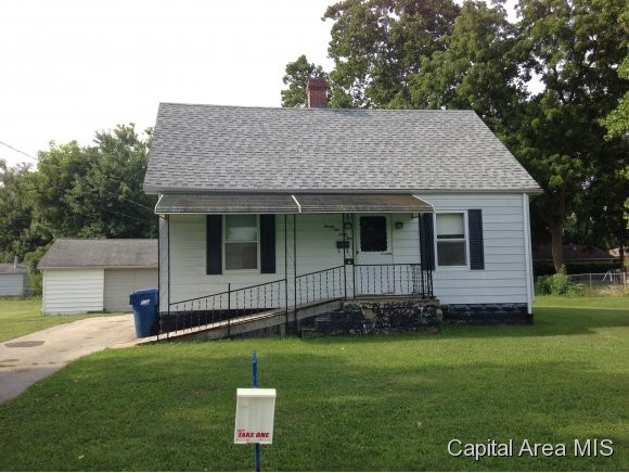 2264 Cincinnati Avenue Springfield, IL 62702 - Photo 1 of 10