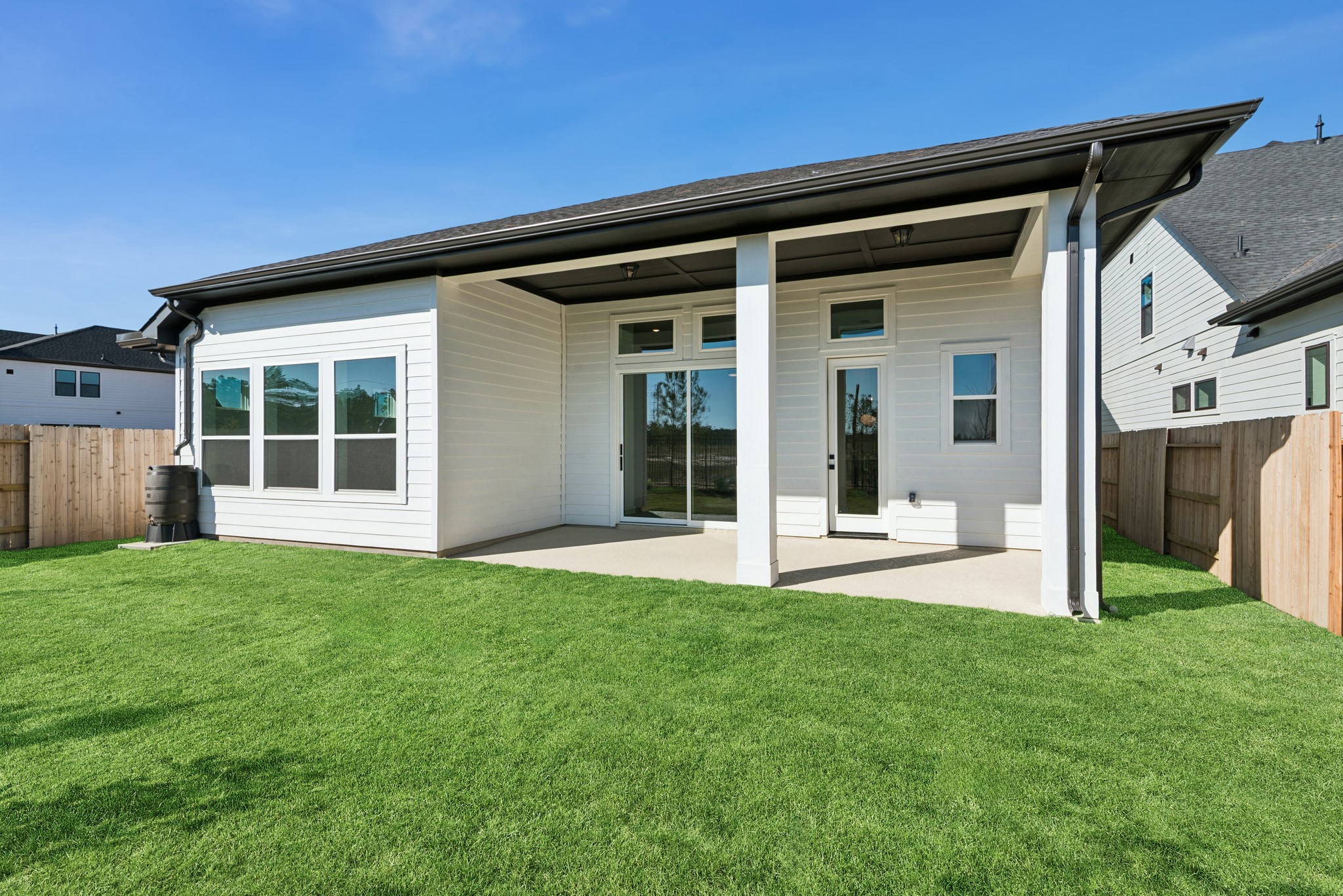 16138 Rita Road Conroe, TX 77302 - Photo 10 of 50 Welcome to The Rose by David Weekley Homes. Move-In-Ready Now!