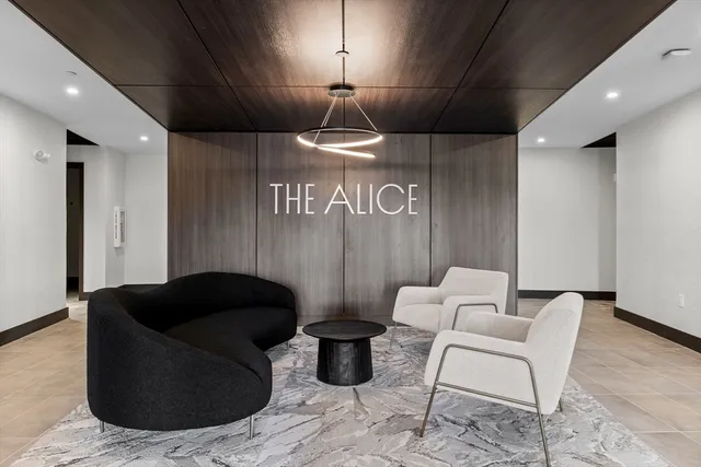 $599,000 | 203 Lowell Street, Unit 115, Wilmington, MA 01887