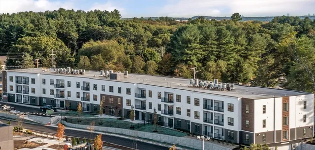 $599,000 | 203 Lowell Street, Unit 115, Wilmington, MA 01887