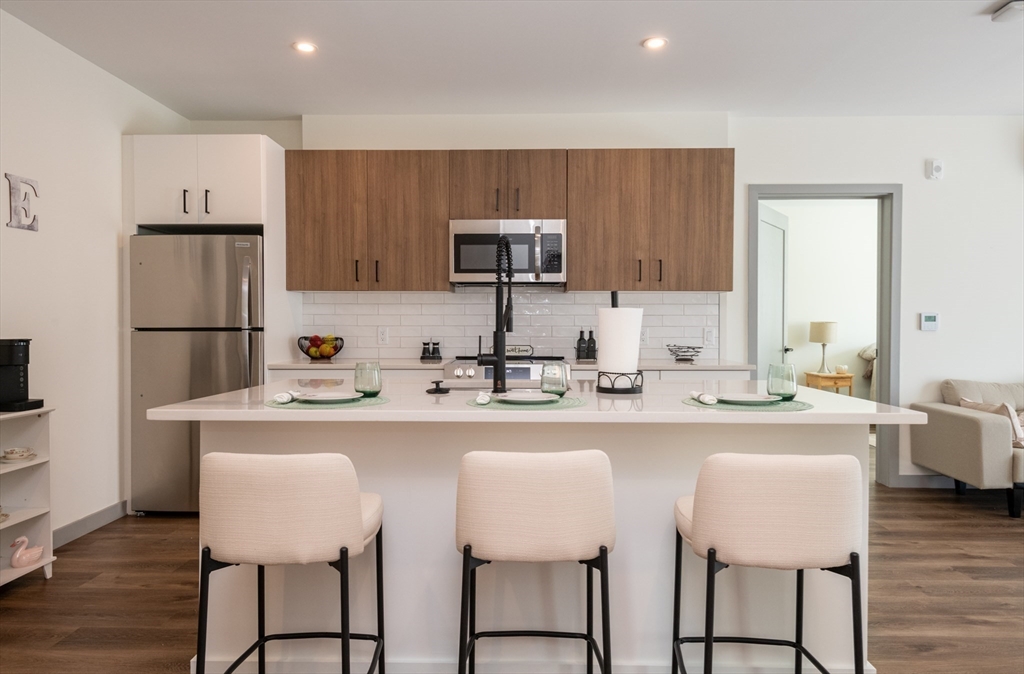 203 Lowell Street, Unit 115 Wilmington, MA 01887 - Photo 5 of 40