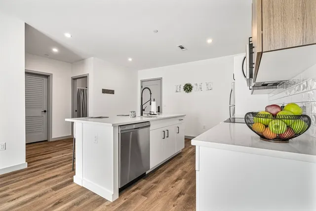 $599,000 | 203 Lowell Street, Unit 115, Wilmington, MA 01887