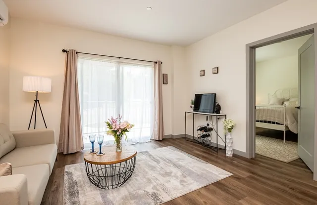 $599,000 | 203 Lowell Street, Unit 115, Wilmington, MA 01887