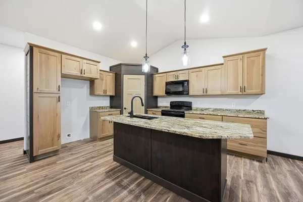 $529,000 | 14360 Leisure Lane, Lake Park, MN 56554