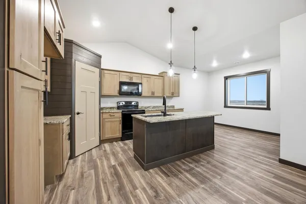 $529,000 | 14360 Leisure Lane, Lake Park, MN 56554