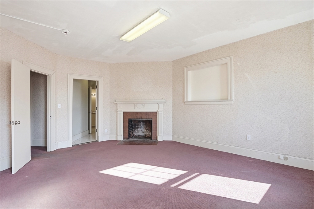 34 Elm Street Worcester, MA 01609 - Photo 28 of 42