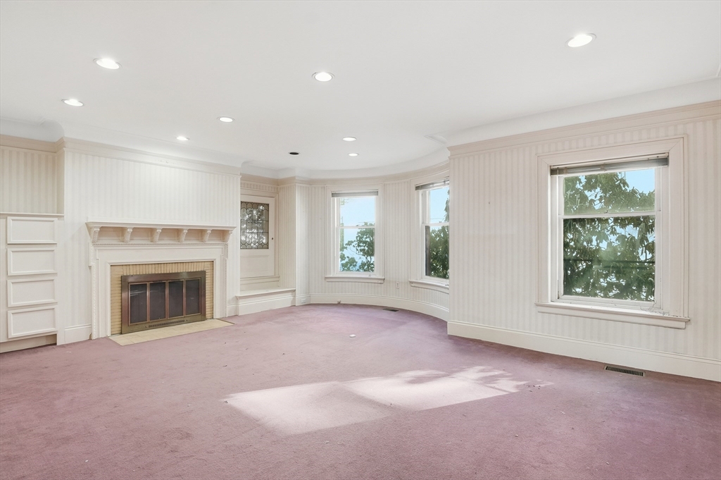 34 Elm Street Worcester, MA 01609 - Photo 7 of 42