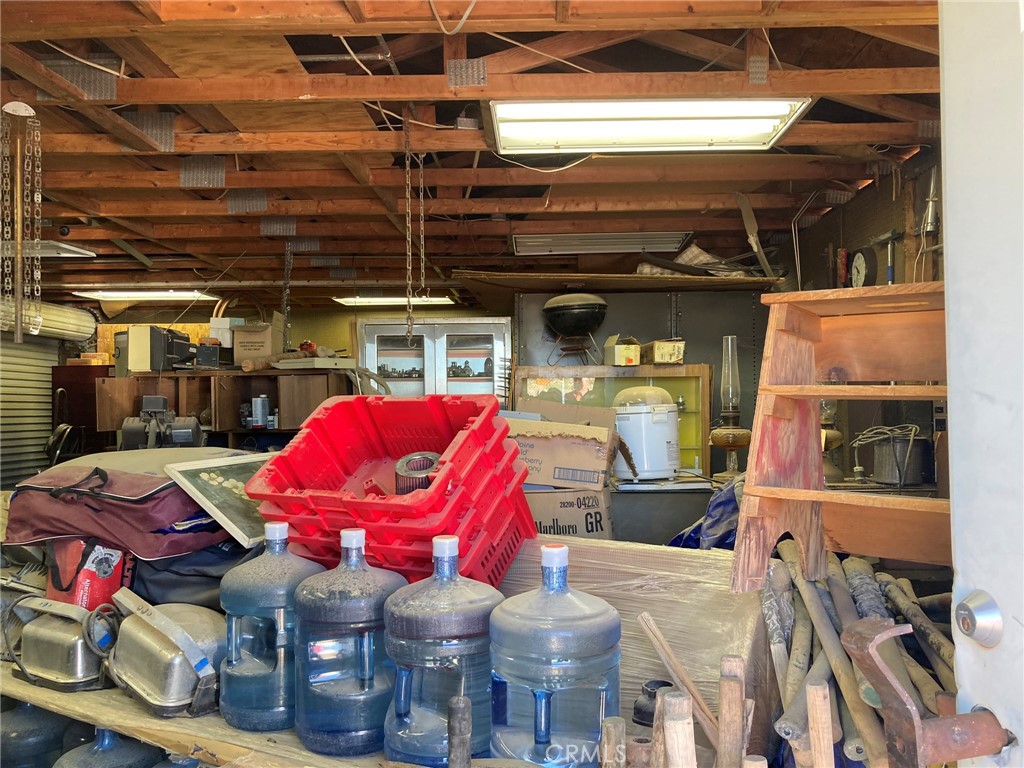 35127 Condor Road Newberry Springs, CA 92365 - Photo 21 of 60 a view of store room with furniture
