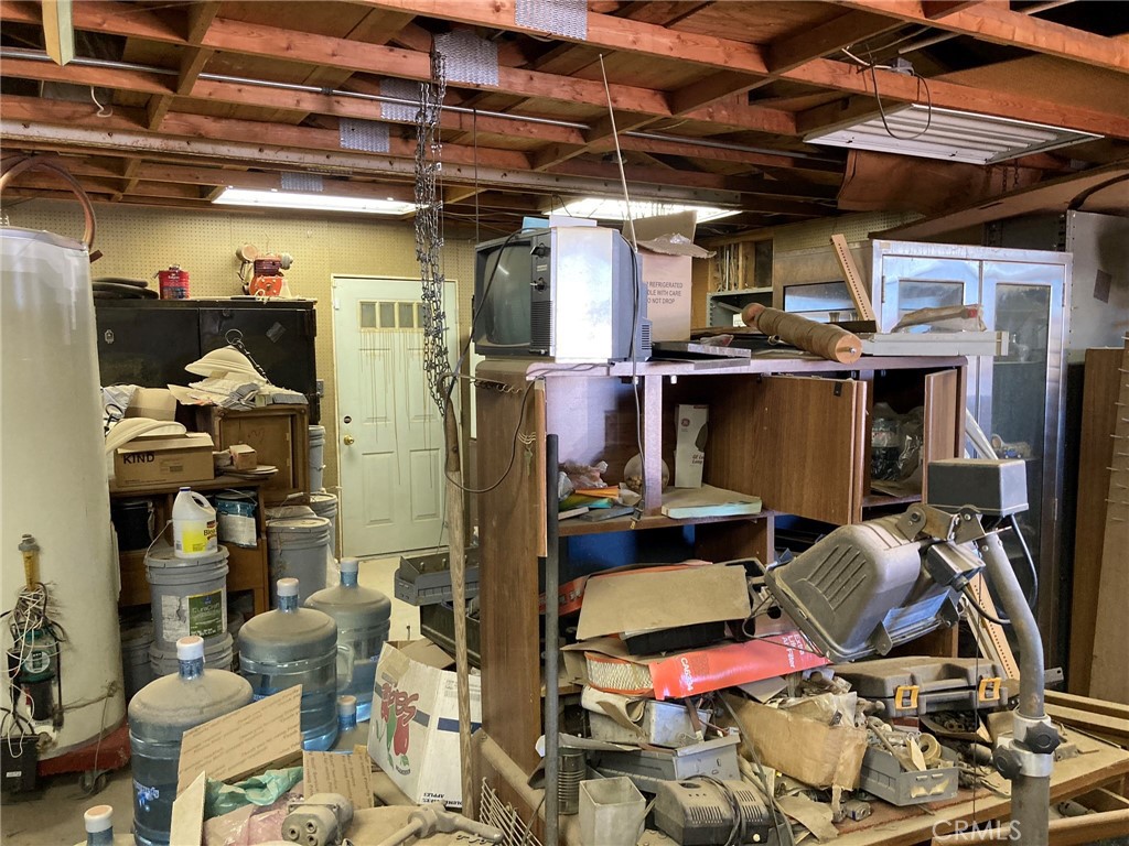 35127 Condor Road Newberry Springs, CA 92365 - Photo 22 of 60 Miscellaneous items inside the machine shop/mechanics shop.