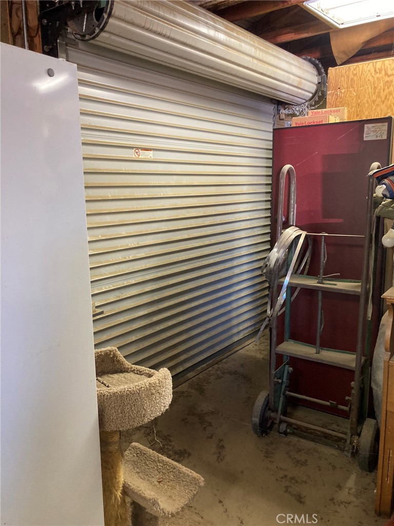 35127 Condor Road Newberry Springs, CA 92365 - Photo 28 of 60 a view of a room with chairs and a grill
