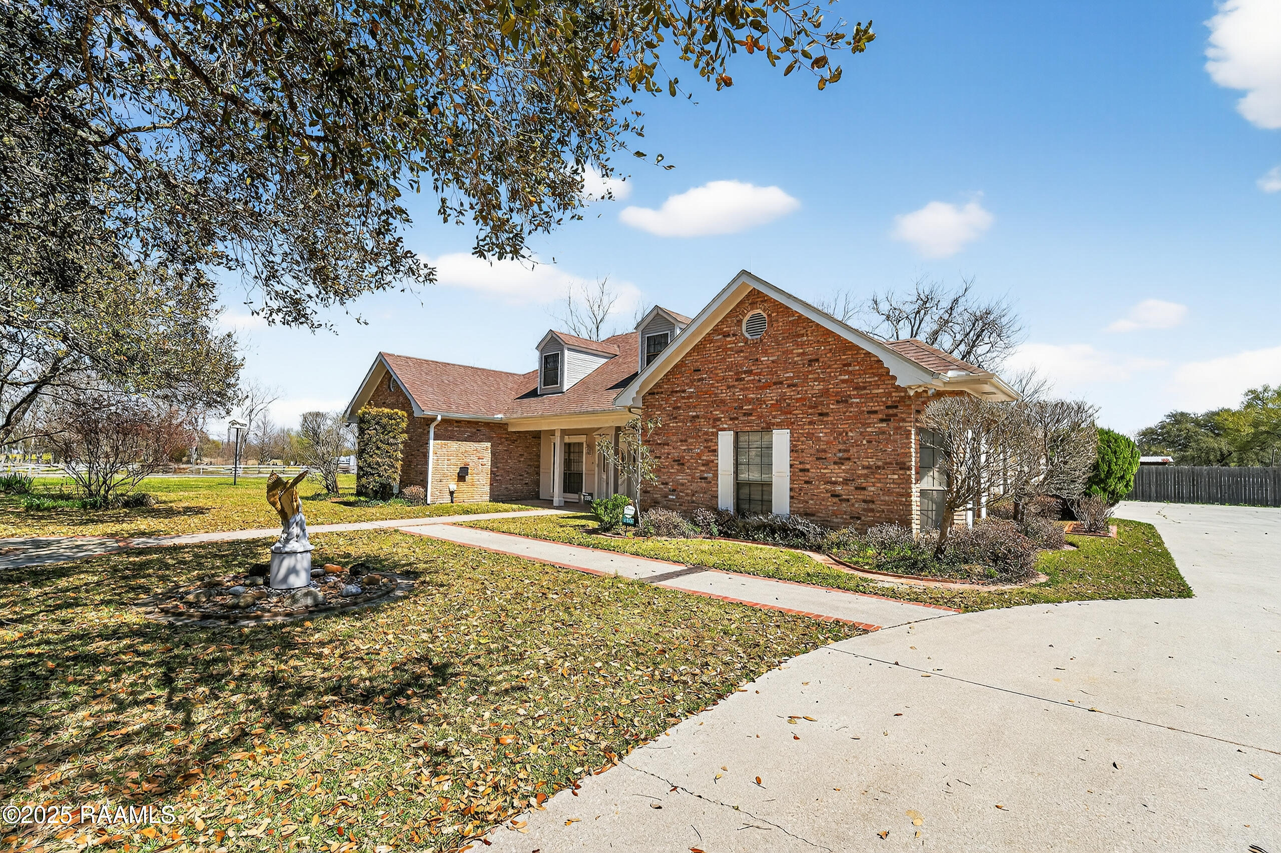 122 Finesse Road Carencro, LA 70520 - Photo 4 of 35 015_Front2