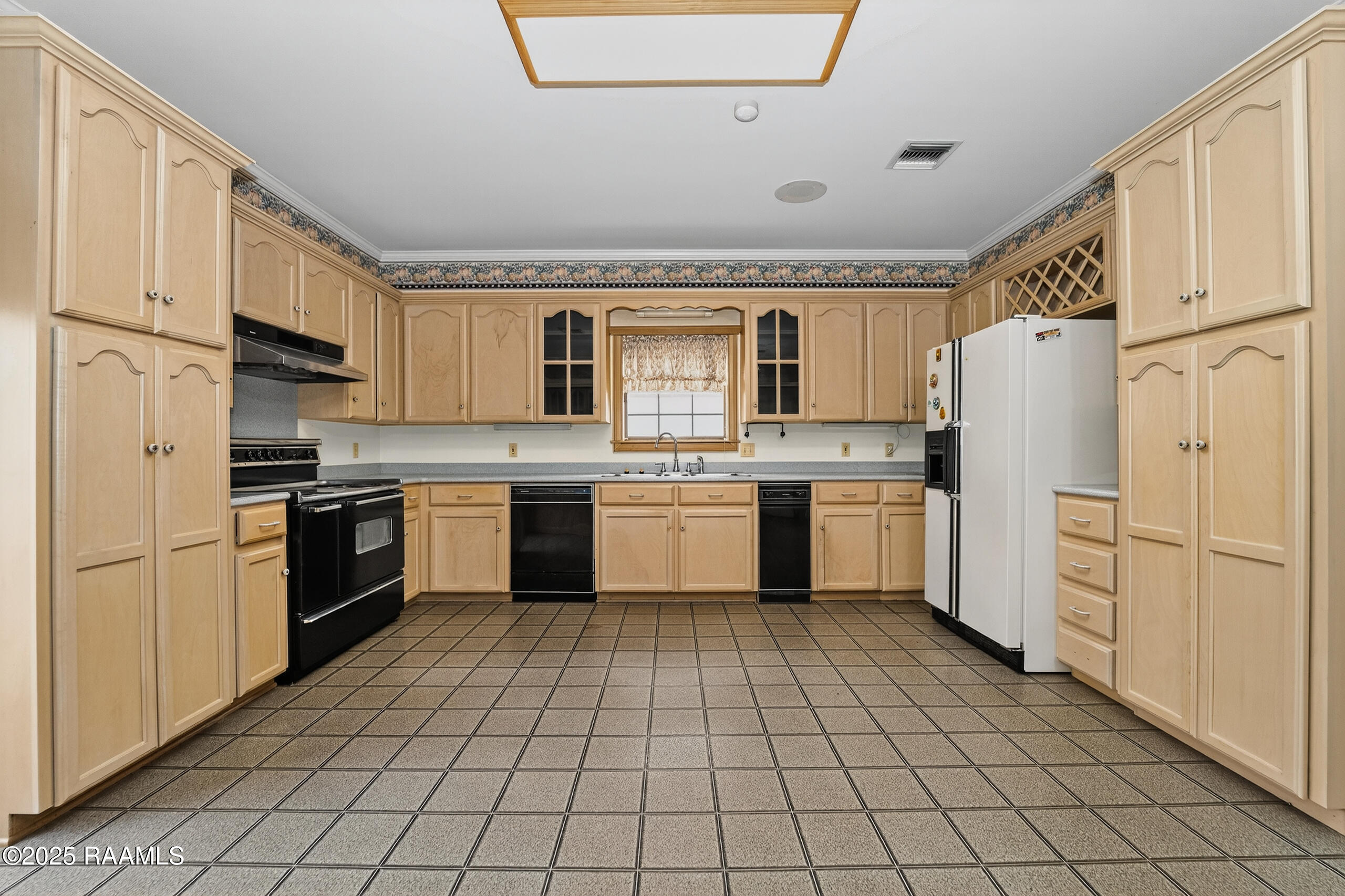 122 Finesse Road Carencro, LA 70520 - Photo 9 of 35 018_Kitchen1