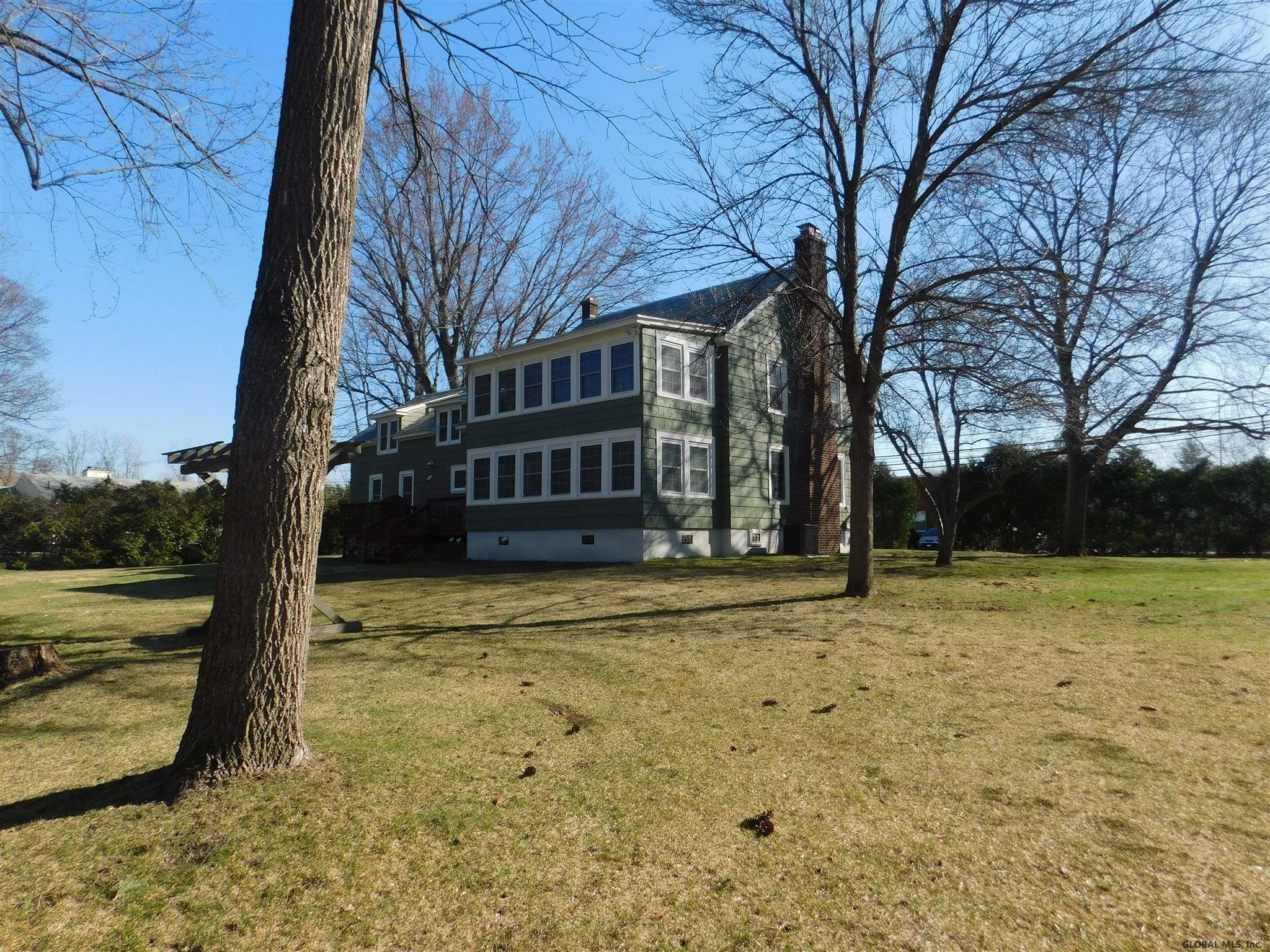 237 Bay Road Queensbury, NY 12804 - Photo 5 of 40 Photo 6