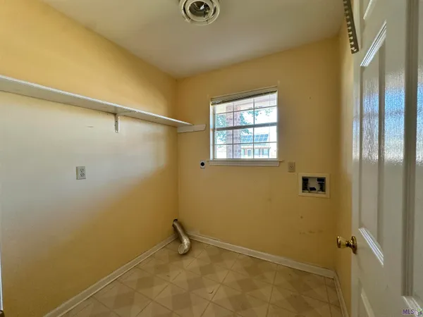 $158,240 | 4406 Fourchon Drive, Baker, LA 70714