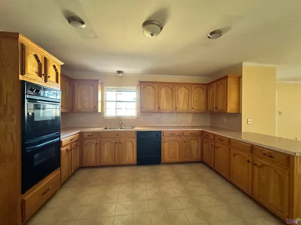 $158,240 | 4406 Fourchon Drive, Baker, LA 70714