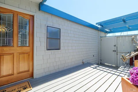 $999,999 | 1318 South Mallard Drive, Richmond, CA 94801