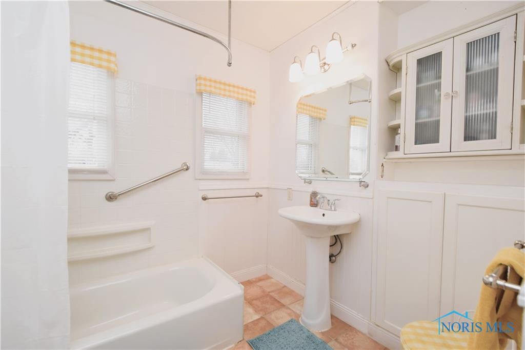 818 Eton Road Toledo, OH 43615 - Photo 34 of 34 Gallery Image 34