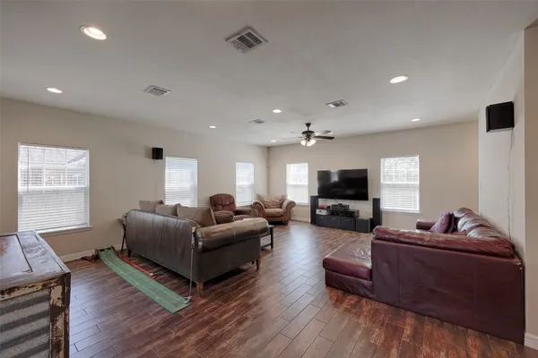 $670,000 | 1122 Detroit Street, College Station, TX 77840