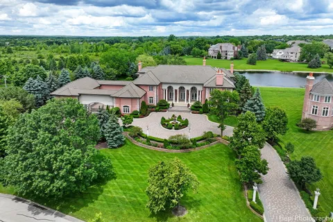 $2,999,995 | 2 Cutters Run, South Barrington, IL 60010