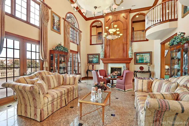 $2,999,995 | 2 Cutters Run, South Barrington, IL 60010