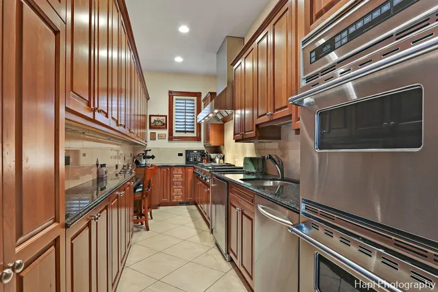 $2,999,995 | 2 Cutters Run, South Barrington, IL 60010