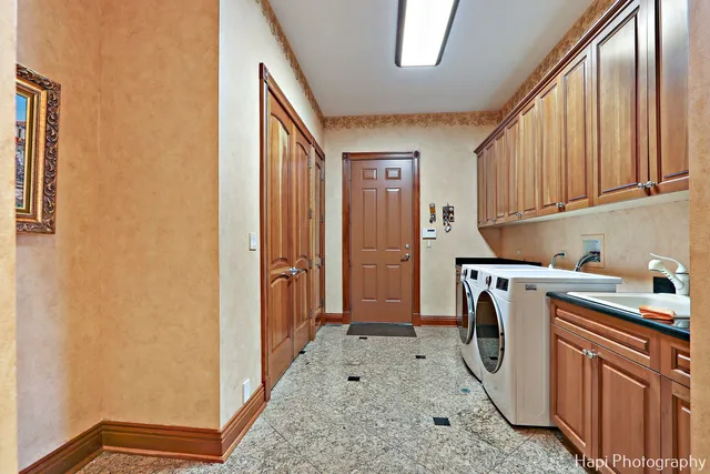 $2,999,995 | 2 Cutters Run, South Barrington, IL 60010