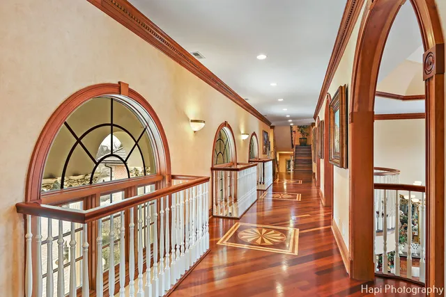 $2,999,995 | 2 Cutters Run, South Barrington, IL 60010