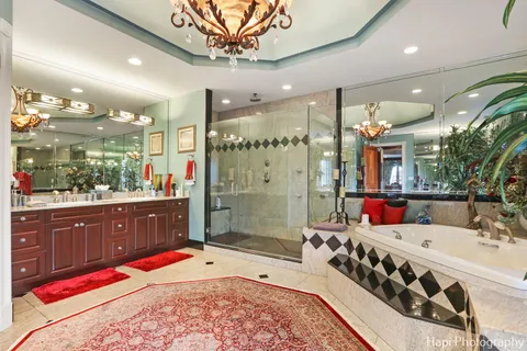 $2,999,995 | 2 Cutters Run, South Barrington, IL 60010