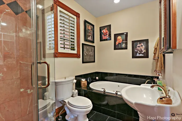 $2,999,995 | 2 Cutters Run, South Barrington, IL 60010