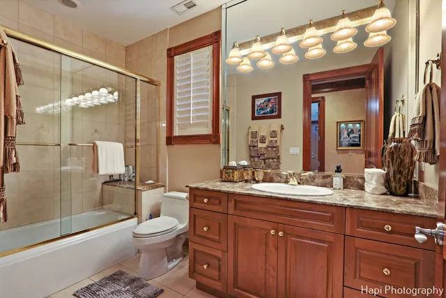 $2,999,995 | 2 Cutters Run, South Barrington, IL 60010