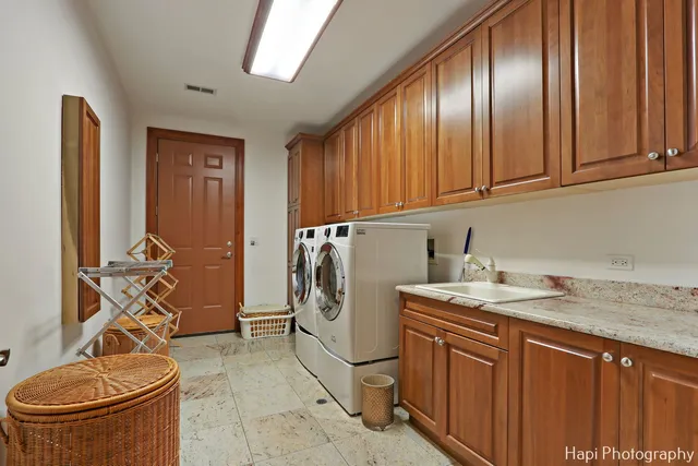 $2,999,995 | 2 Cutters Run, South Barrington, IL 60010