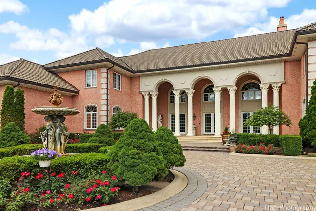 $2,999,995 | 2 Cutters Run, South Barrington, IL 60010