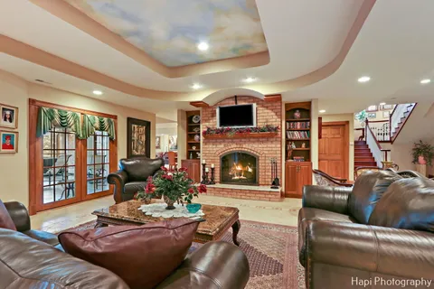 $2,999,995 | 2 Cutters Run, South Barrington, IL 60010