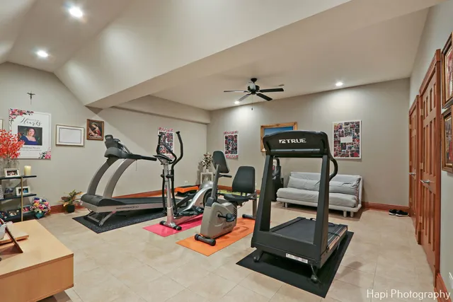 $2,999,995 | 2 Cutters Run, South Barrington, IL 60010