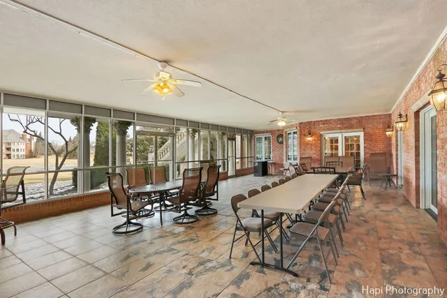 $2,999,995 | 2 Cutters Run, South Barrington, IL 60010