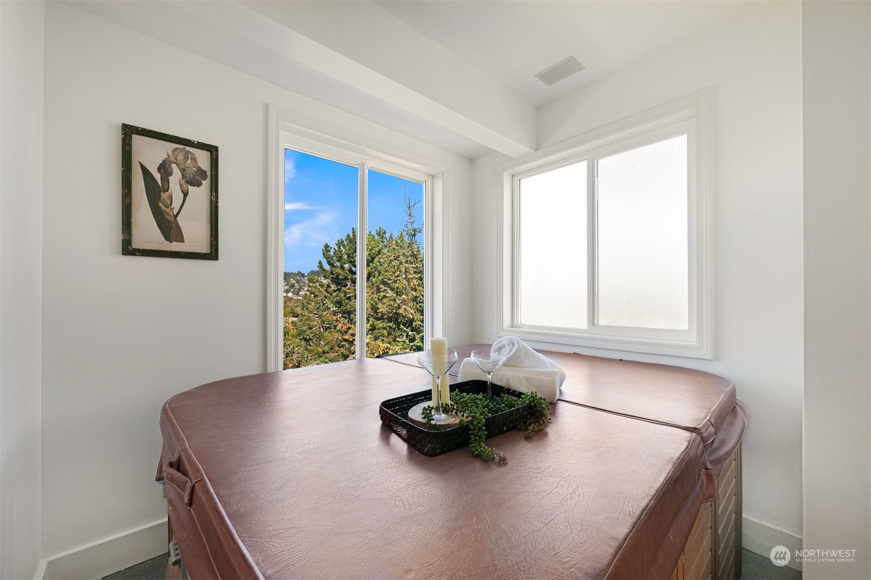 215 Bayside Road Bellingham, WA 98225 - Photo 23 of 38 a room with furniture and window