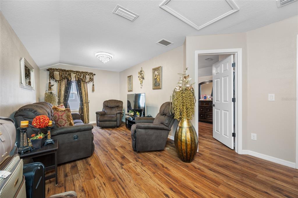 19382 Long Lake Ranch Boulevard Lutz, FL 33558 - Photo 27 of 42