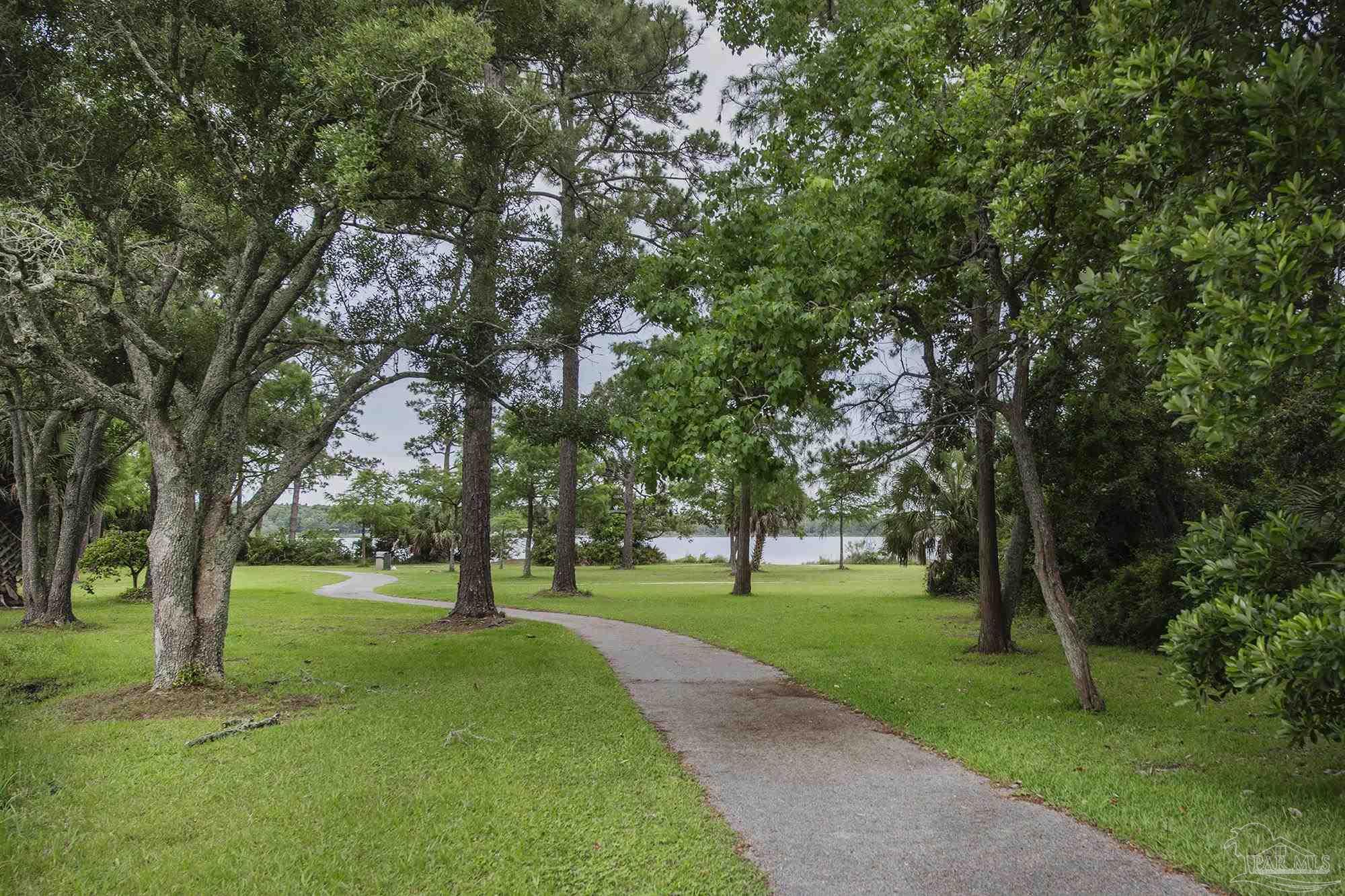211 Berry Road Pensacola, FL 32507 - Photo 27 of 39