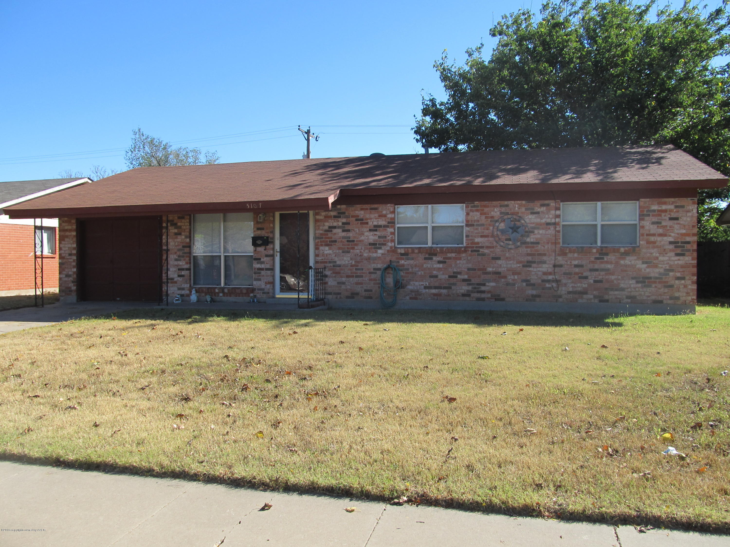 5107 Susan Drive Amarillo, TX 79110 - Photo 2 of 13 IMG_2443