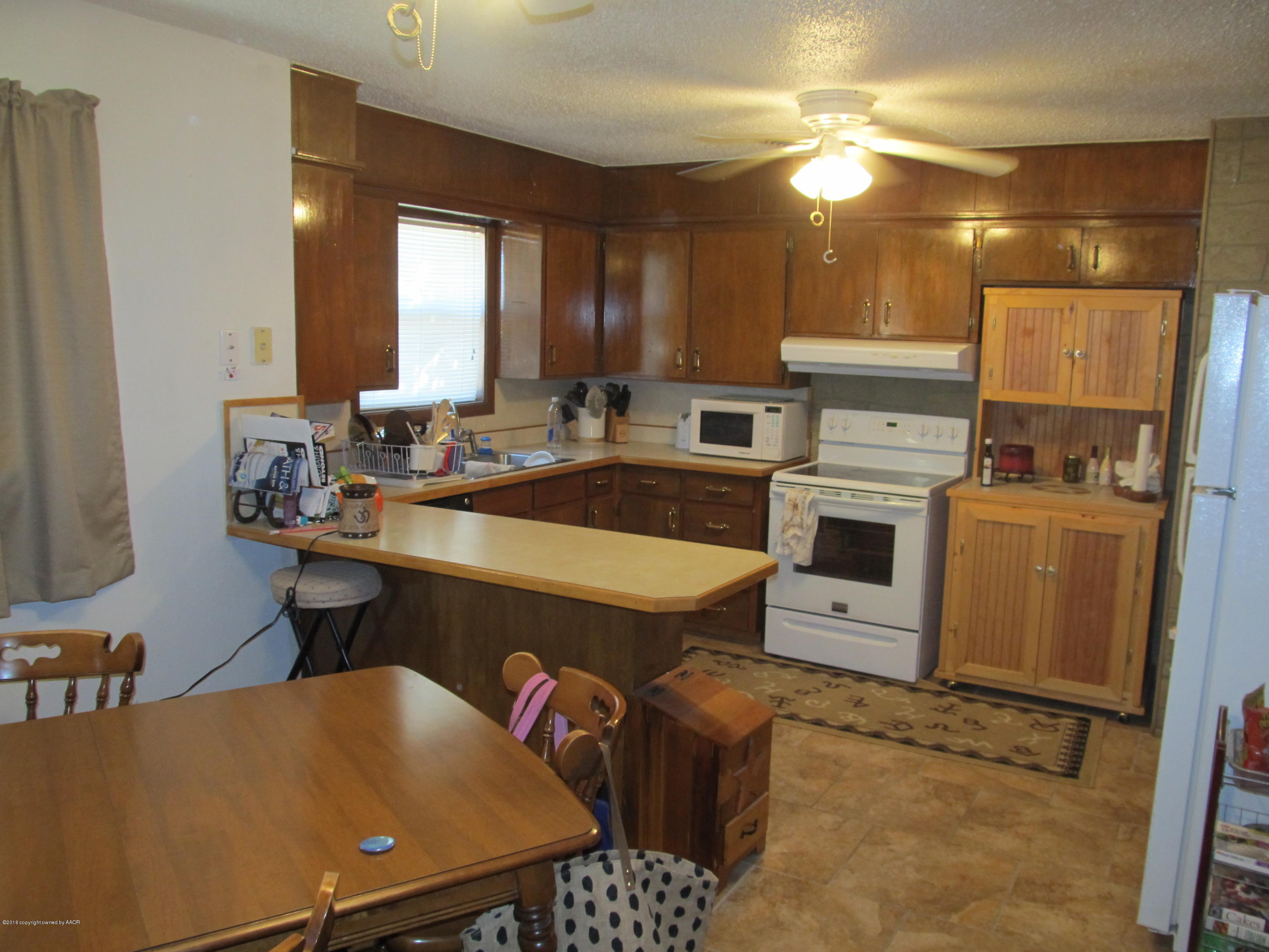 5107 Susan Drive Amarillo, TX 79110 - Photo 5 of 13 IMG_2447